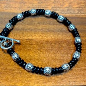 Men’s Sterling Silver & Leather bracelet.